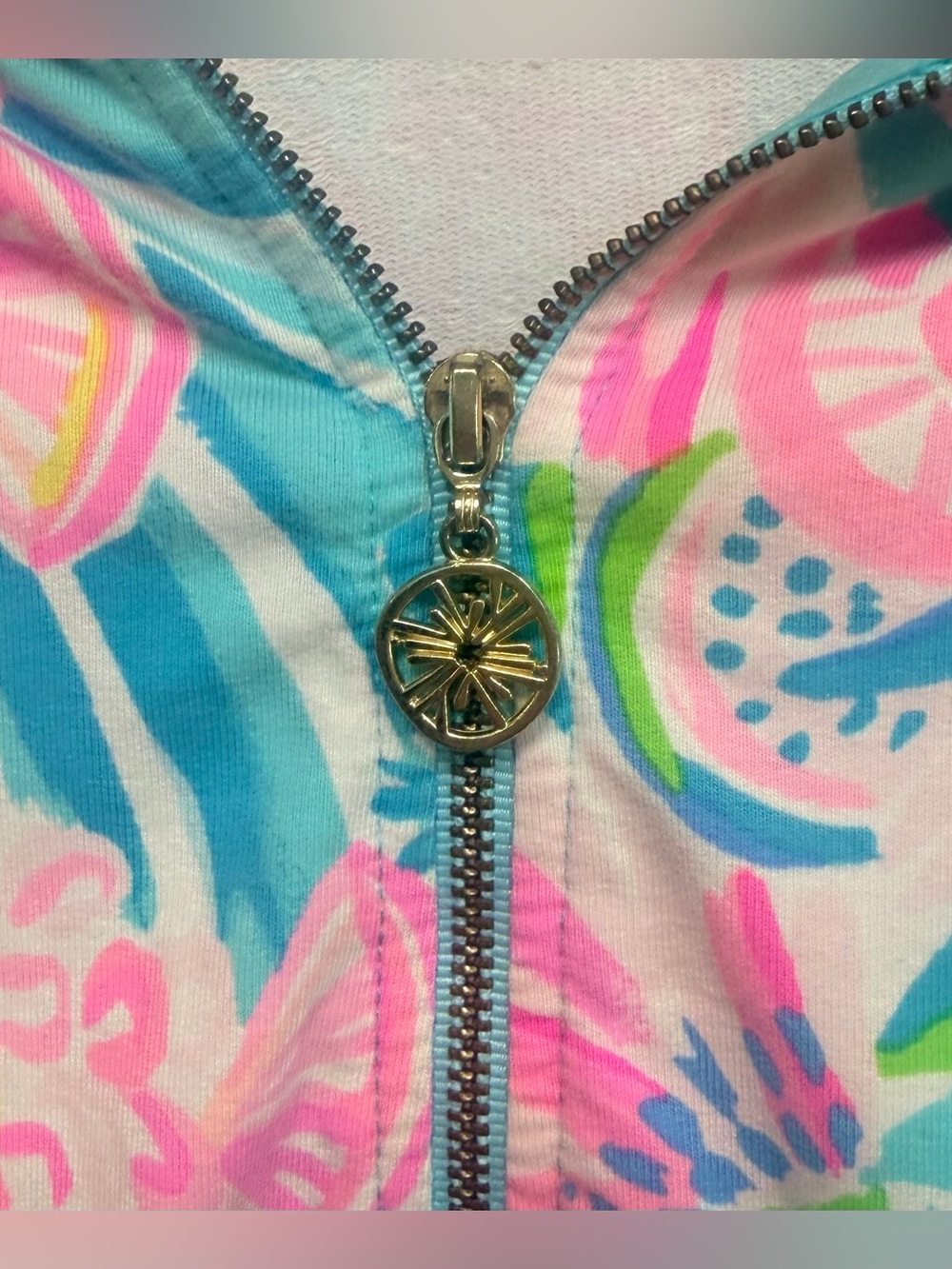 Lilly Pulitzer Tropical Punch UPF 50+ skipper popover, size XL - Picture 7 of 10